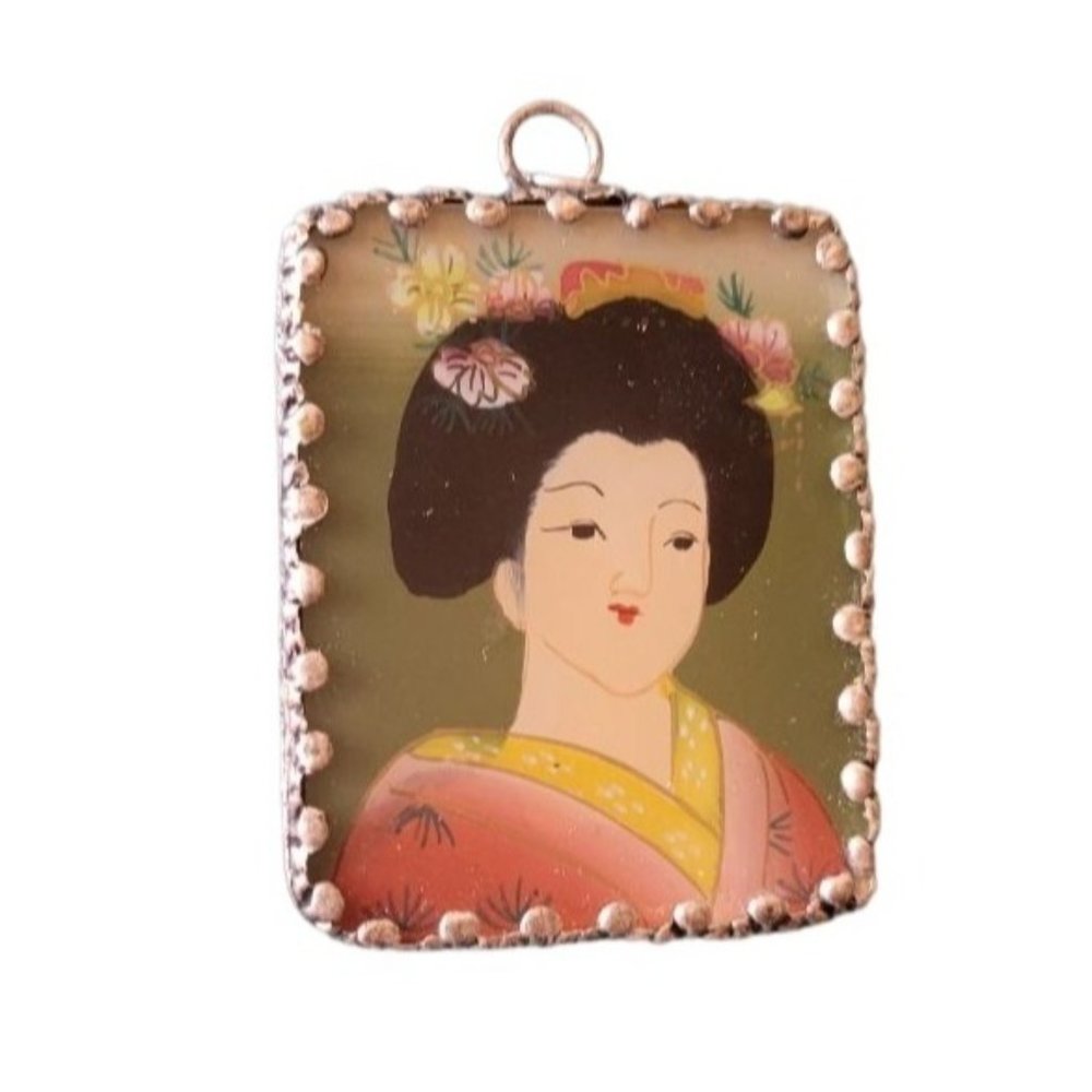 Vintage Japanese cameo hand painted double sided Asian women Kimono pendant
